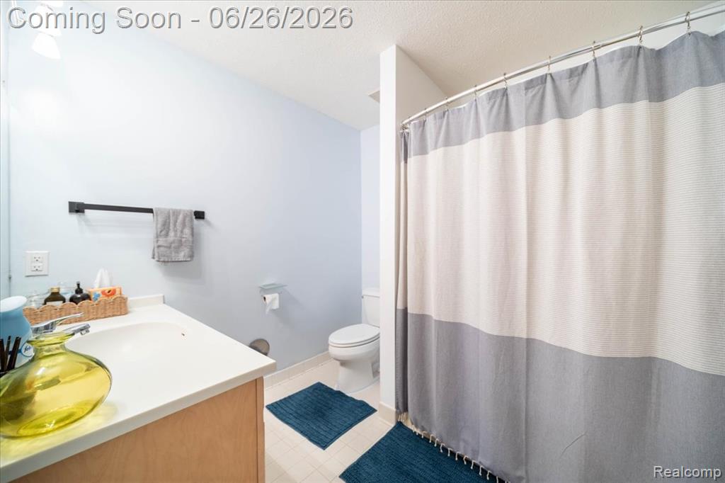 5060 Harbor Oak Drive, 49, Waterford, MI 48329 — Photo 7