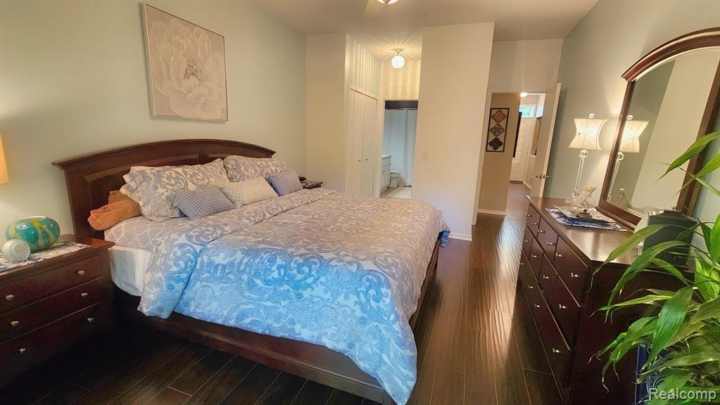 41778 WEBSTER Court, Novi, MI 48377 — Photo 12