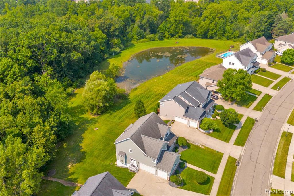 4142 Oak Street, Grand Blanc, MI 48439 — Photo 48