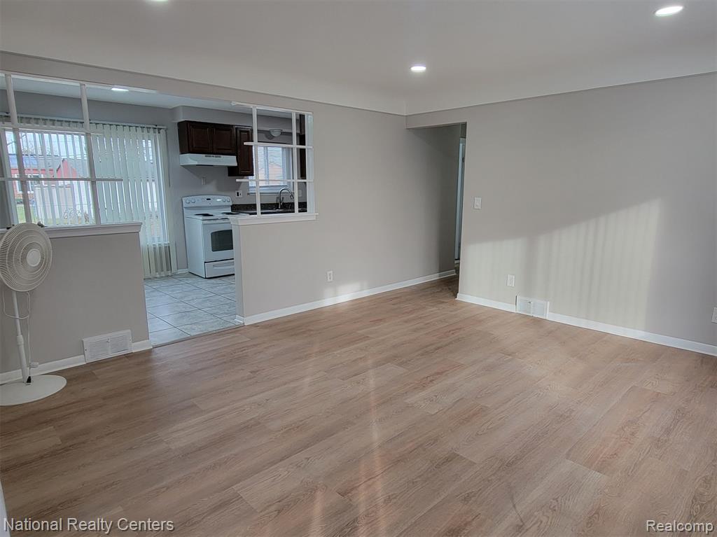 4661 Reader Drive, Warren, MI 48092 — Photo 2