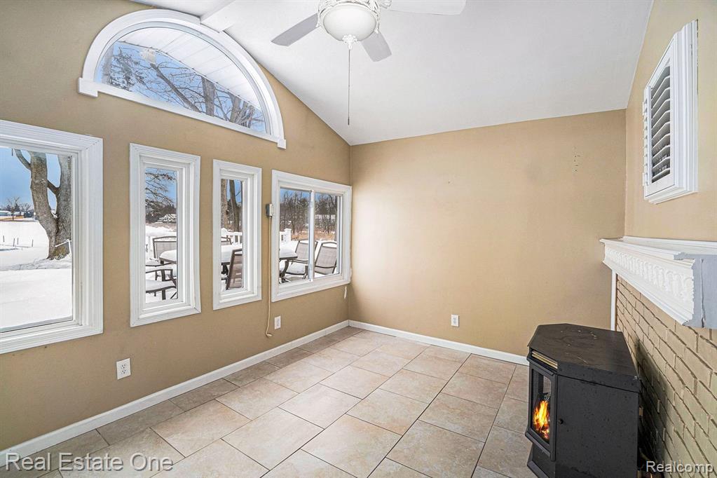 11422 Skyline Drive, Fenton, MI 48430 — Photo 22