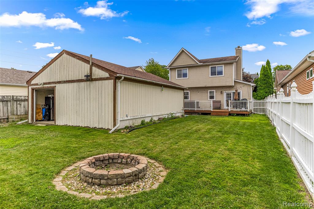 524 Orchard Street, Wyandotte, MI 48192 — Photo 36