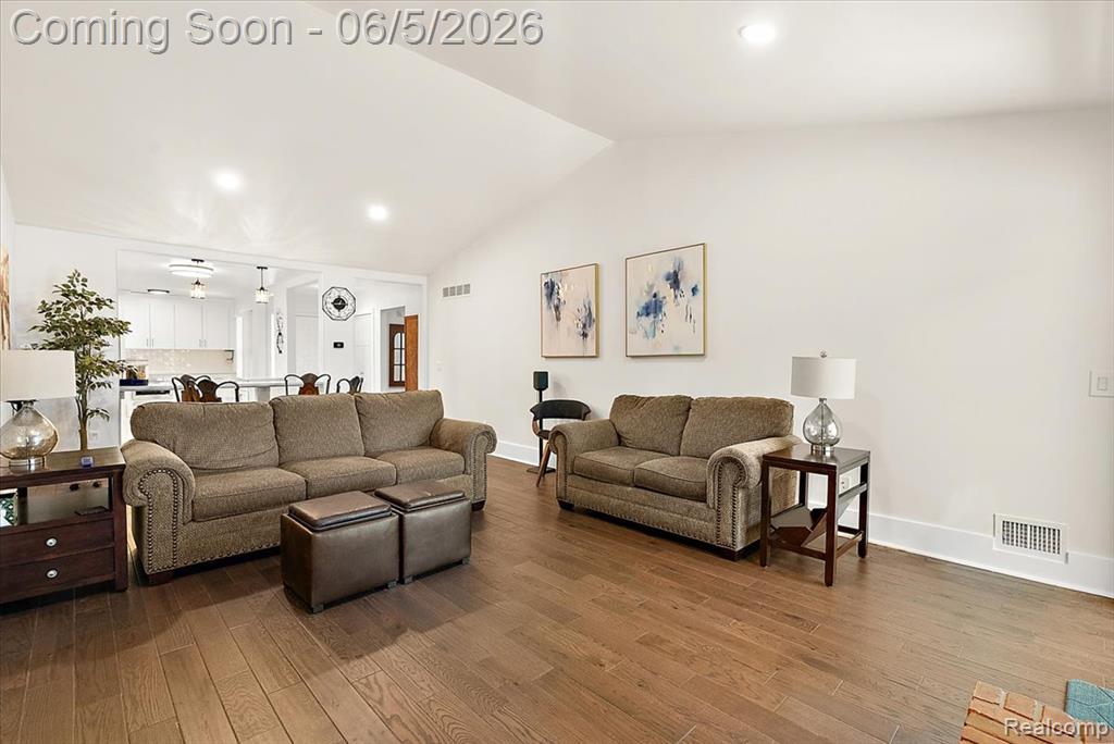 552 Tennyson, Rochester Hills, MI 48307 — Photo 9