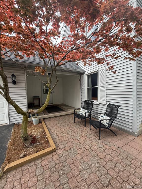 12921 Ann Lynn Drive, South Lyon, MI 48178 — Photo 2