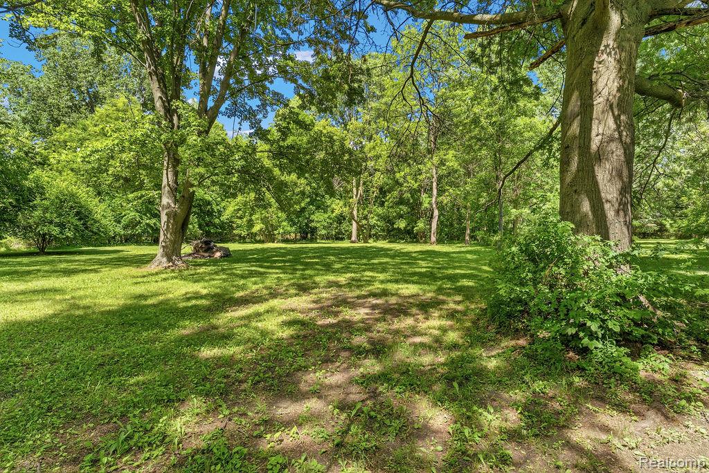 6256 Turner Road, Flushing, MI 48433 — Photo 30