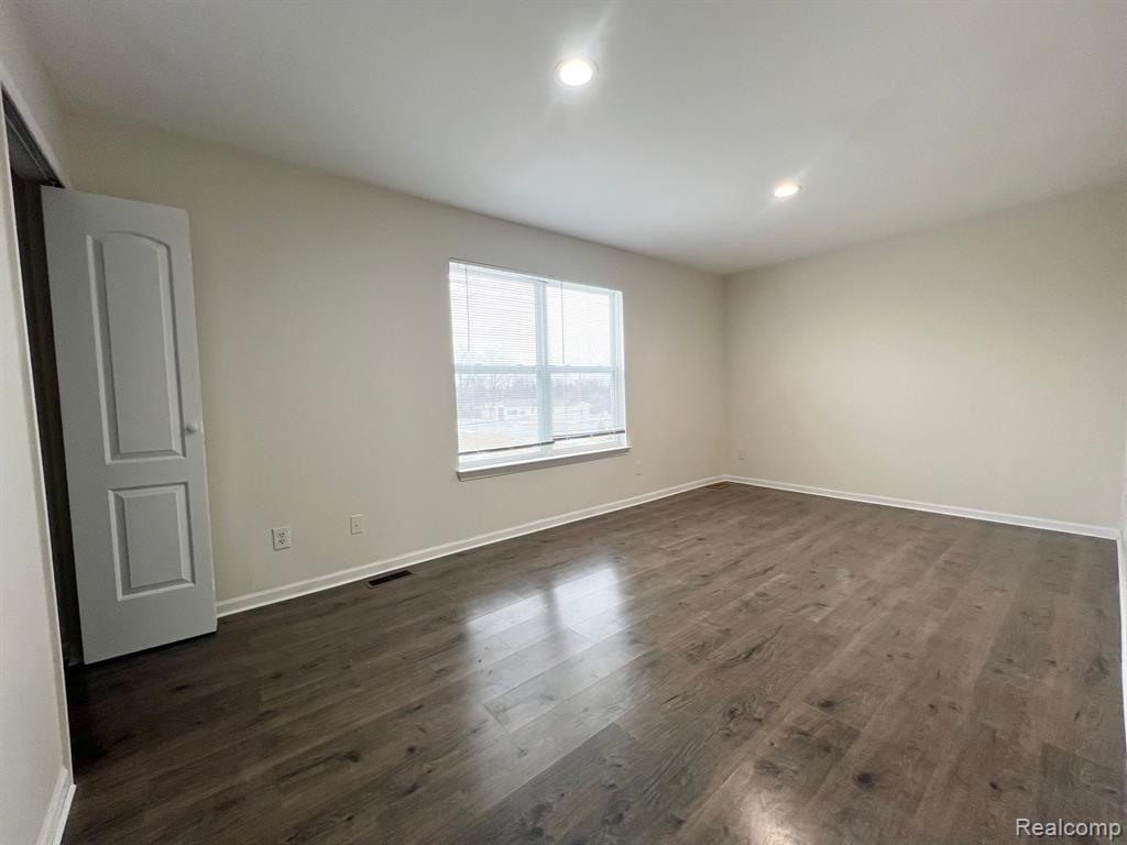 4749 HICKORY POINTE Boulevard, Ypsilanti, MI 48197 — Photo 21