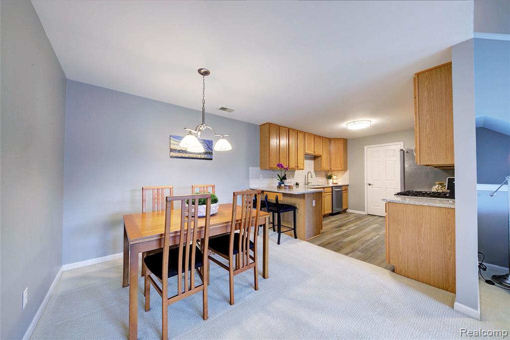 3082 Kneeland Circle, Howell, MI 48843 — Photo 11