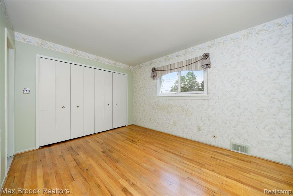 4025 Auburn Drive, Royal Oak, MI 48073 — Photo 19