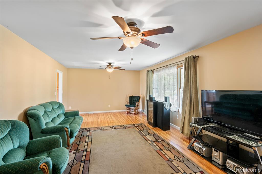 7311 S New Lothrop Road, Durand, MI 48429 — Photo 7