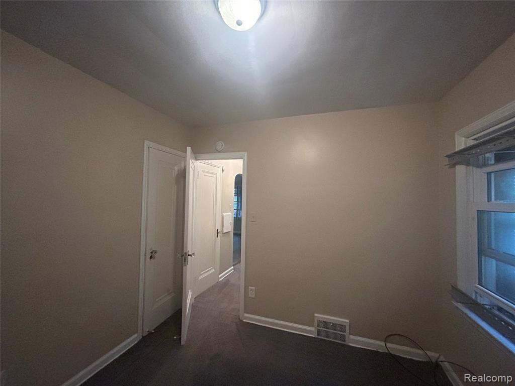 5290 University Place, Detroit, MI 48224 — Photo 15