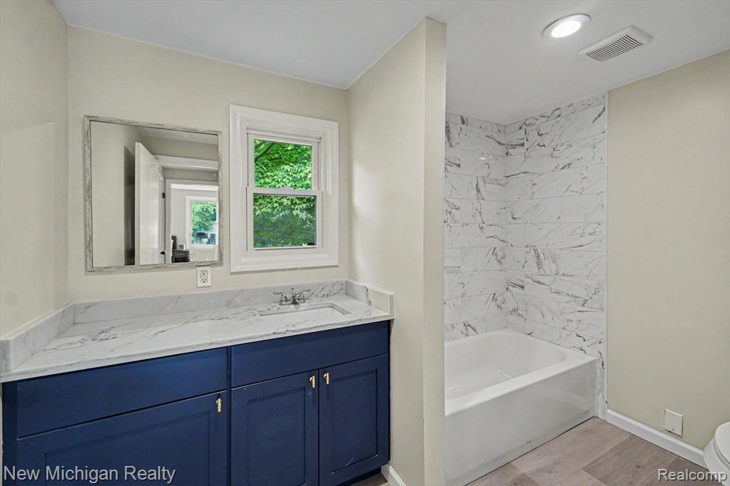1105 Woodnoll Drive, Flint, MI 48507 — Photo 18