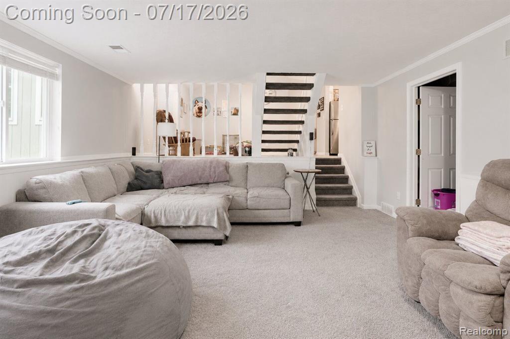 5535 Lake Vista Drive, Waterford, MI 48327 — Photo 17