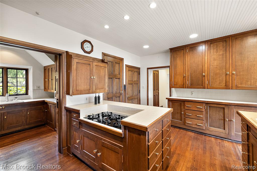 65 Lone Pine Road, Bloomfield Hills, MI 48304 — Photo 15