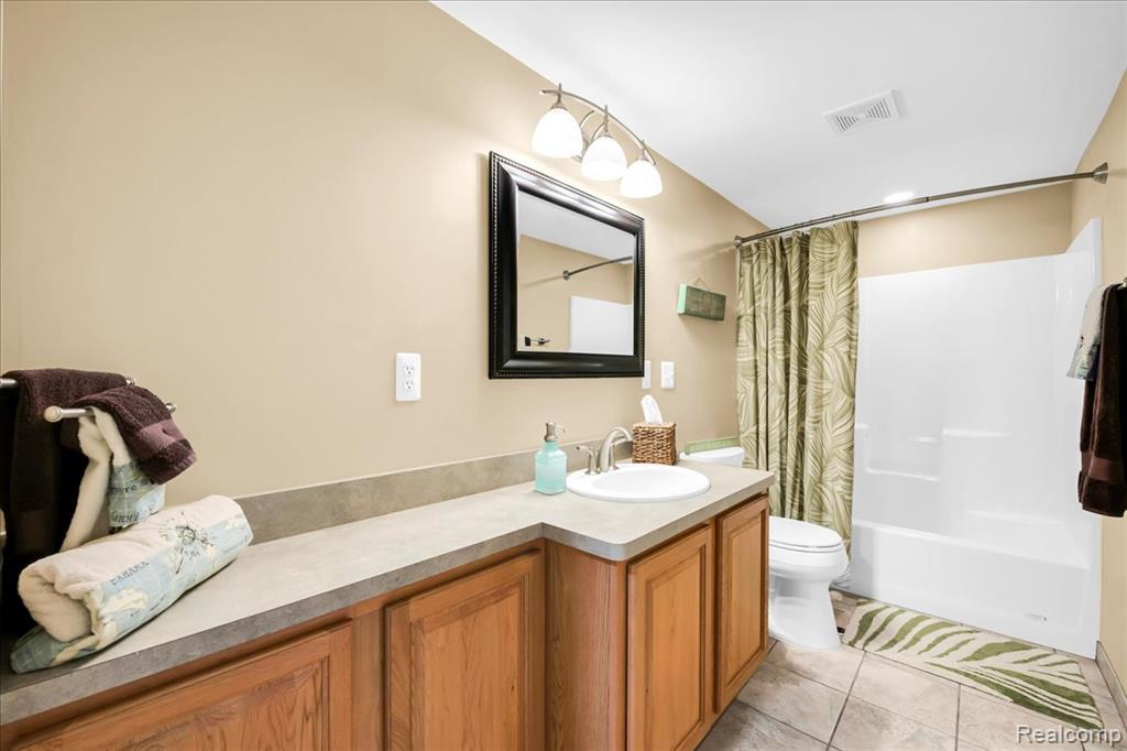 2376 Joseph Tamron Drive W, St. Clair, MI 48079 — Photo 33