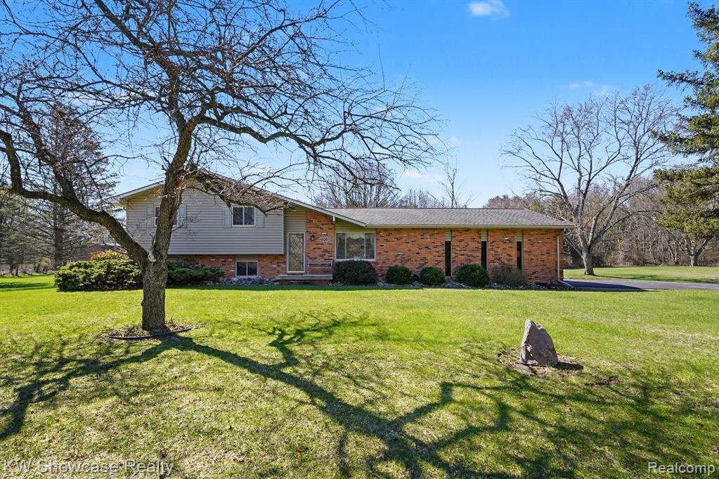 4520 Stoney Acres Lane, Highland, MI — Photo 3