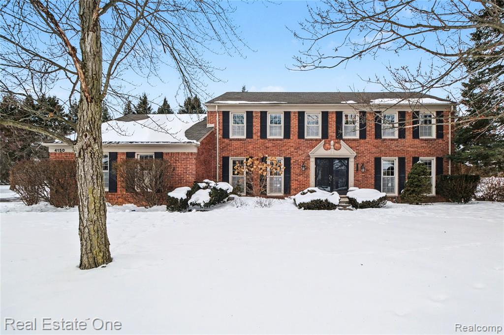 4150 Saddle Lane, West Bloomfield, MI — front exterior