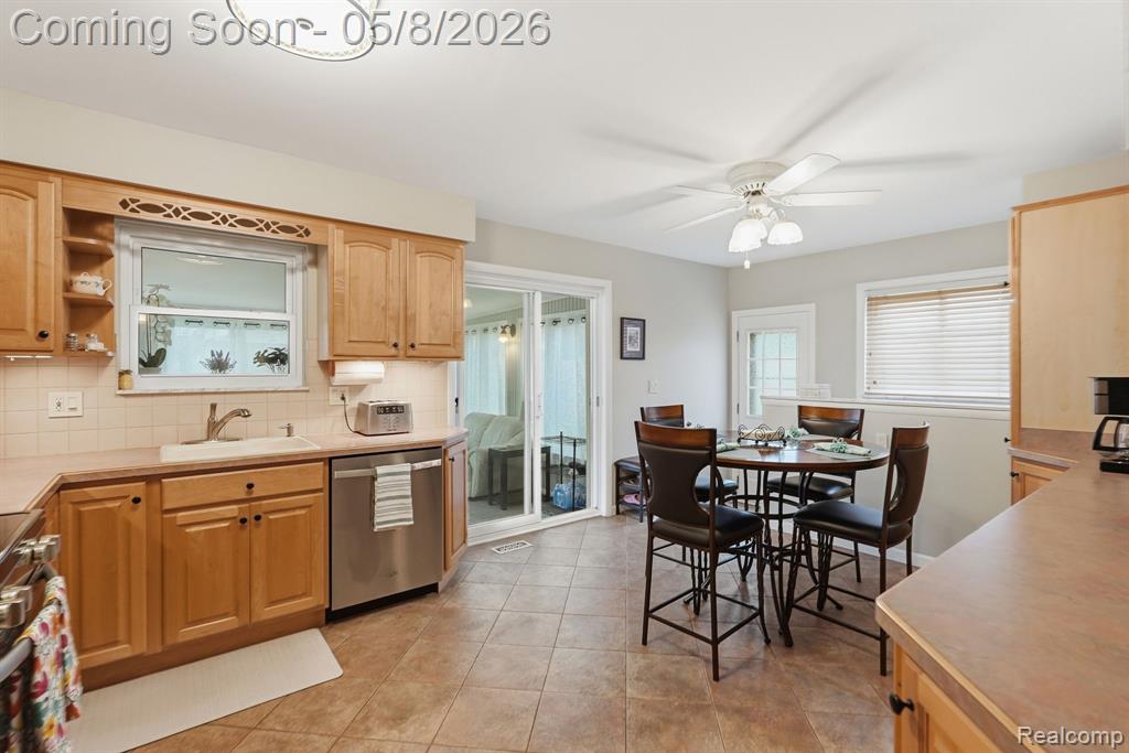 33304 Fraser Avenue, Fraser, MI 48026 — Photo 10