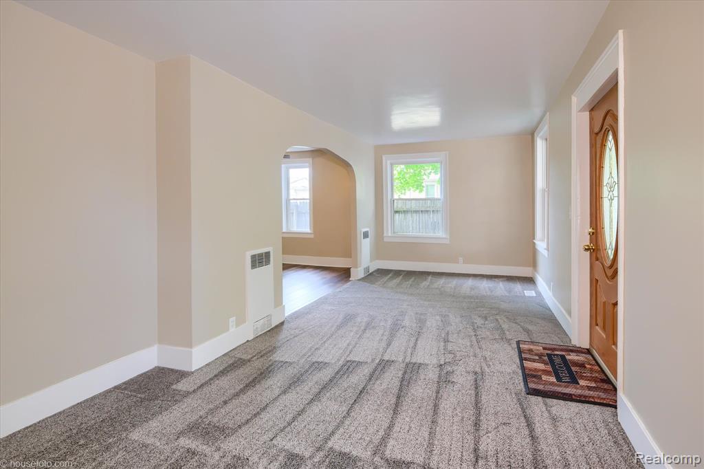 29 Law Street, Lapeer, MI 48446 — Photo 6