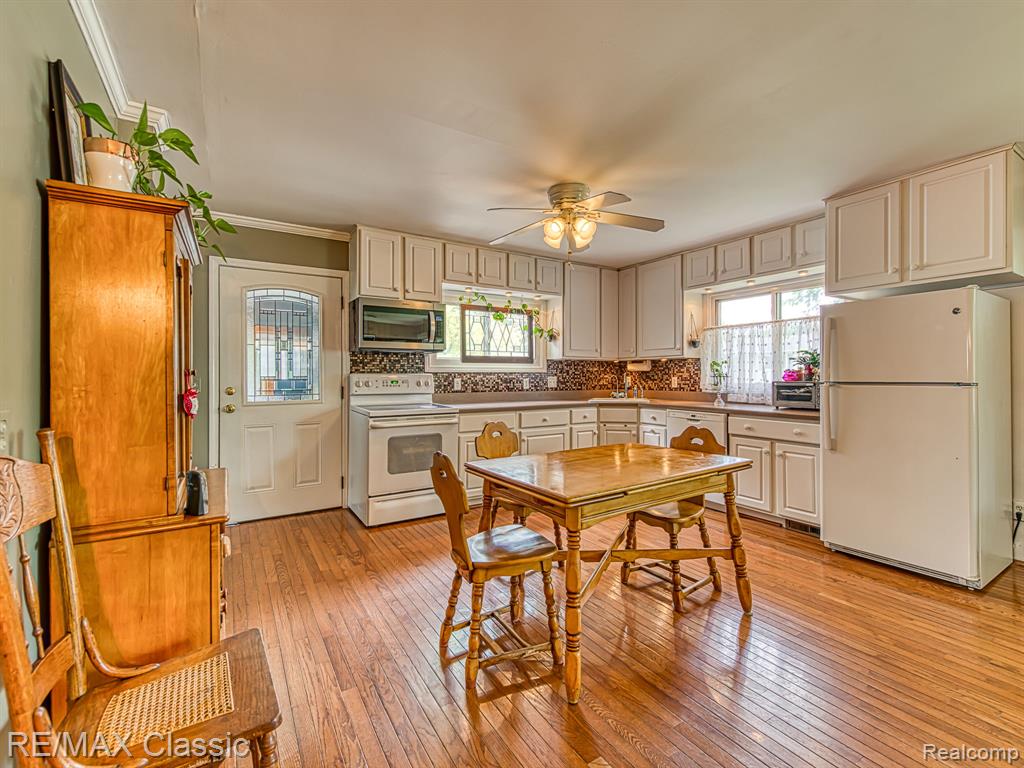 253 Delaware Road, Whitmore Lake, MI 48189 — Photo 6
