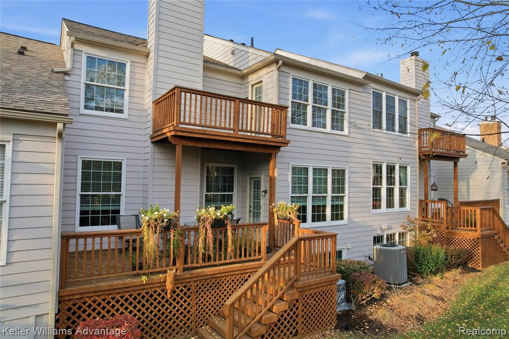 39469 Edgewater Drive, Northville, MI 48168 — Photo 38