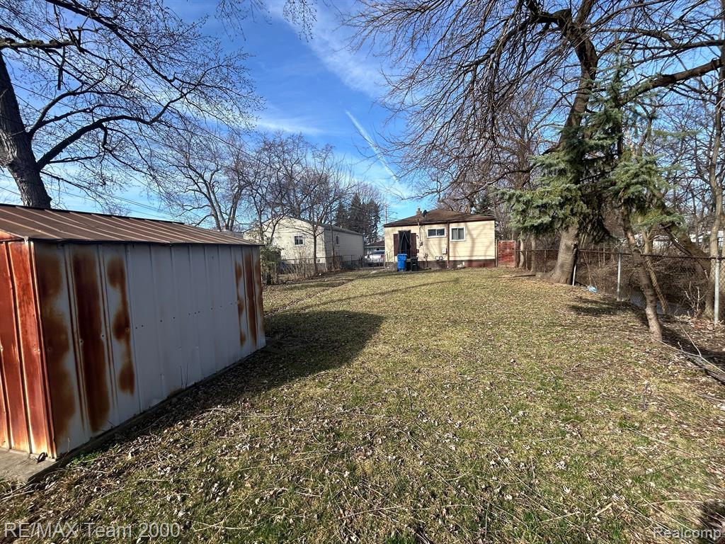 5627 Gertrude St., Dearborn Heights, MI 48125 — Photo 16