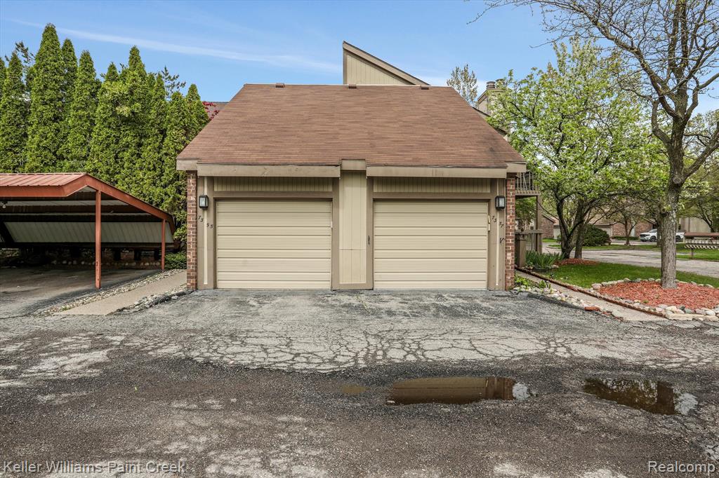 7355 Brynmawr Drive, West Bloomfield, MI — Photo 3