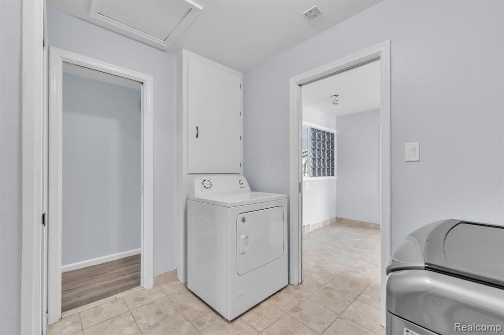 6576 Inkster Road, West Bloomfield, MI — Photo 41