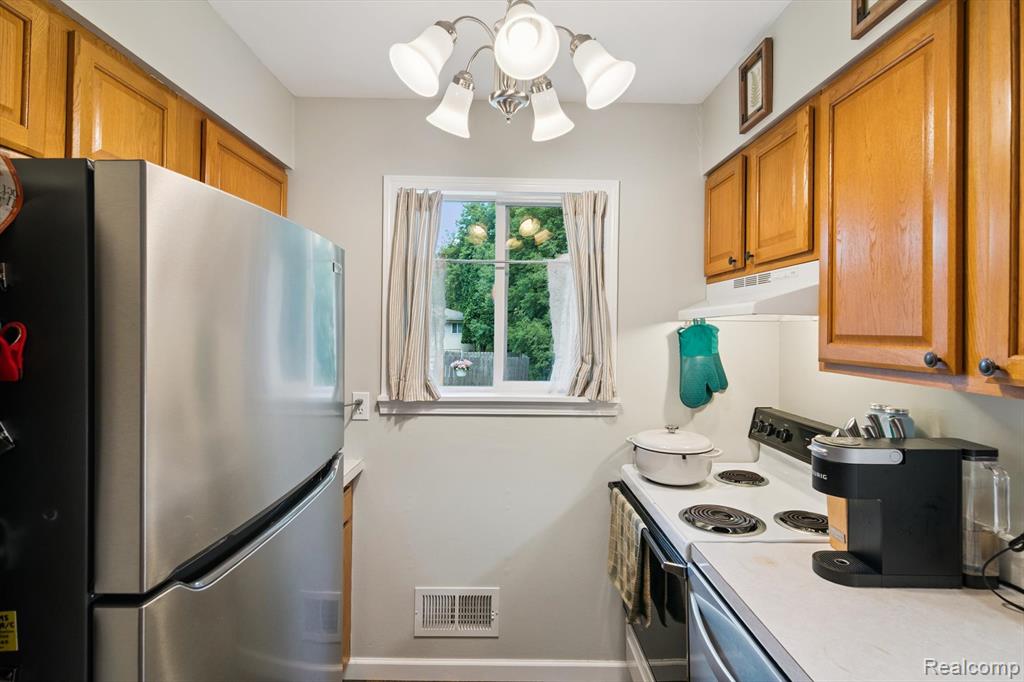 4521 Westbrook Drive, Jackson, MI 49201 — Photo 13