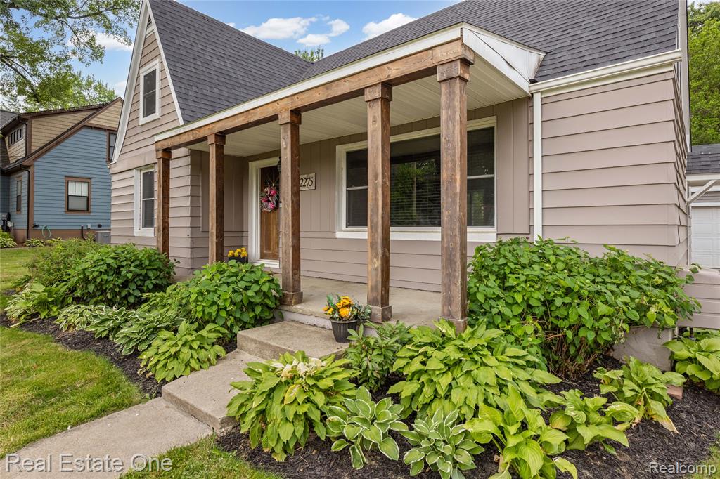 2275 Richwood Road, Auburn Hills, MI 48326 — Photo 7