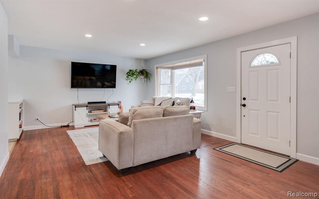 271 FAIRGROVE Street, Romeo, MI 48065 — Photo 34