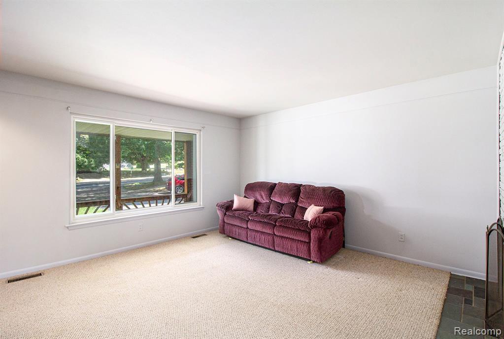 4910 Clarkston Road, Clarkston, MI 48348 — Photo 9