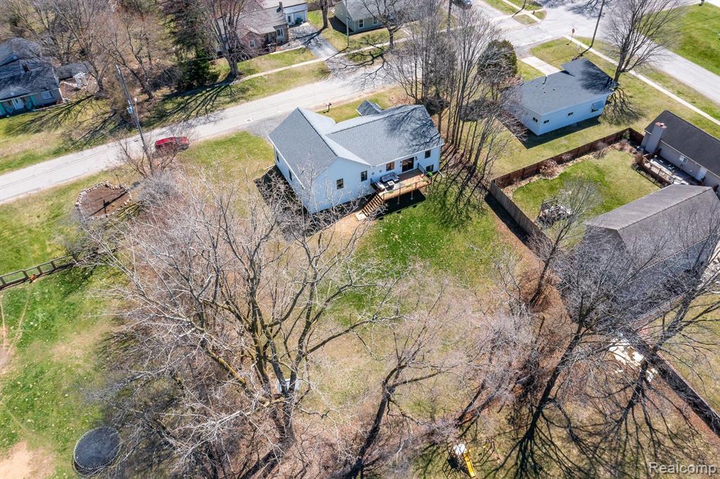 619 N WATKINS, Perry, MI 48872 — Photo 5