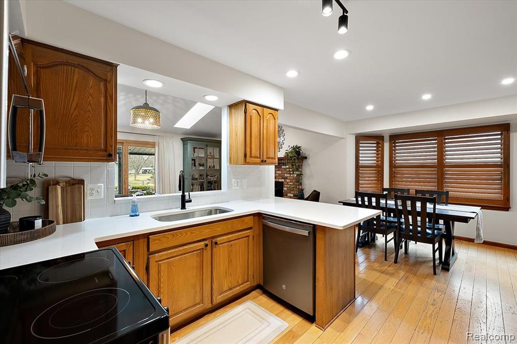 51604 Base Street, New Baltimore, MI 48047 — Photo 7