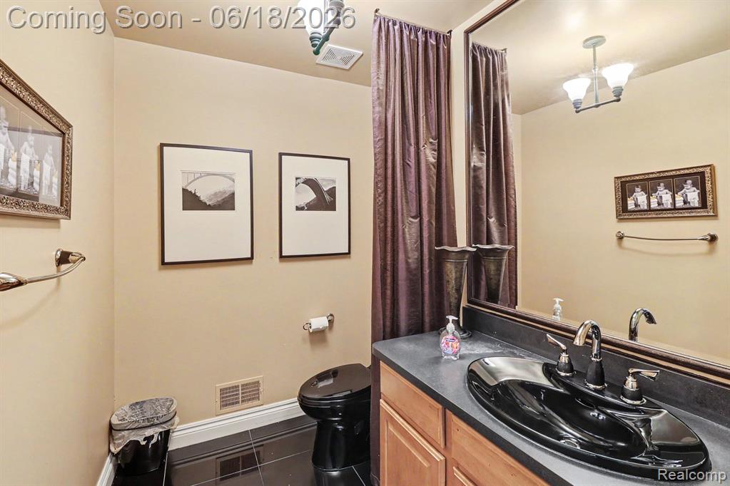 55260 Belmont Drive, Shelby Twp, MI 48315 — Photo 12
