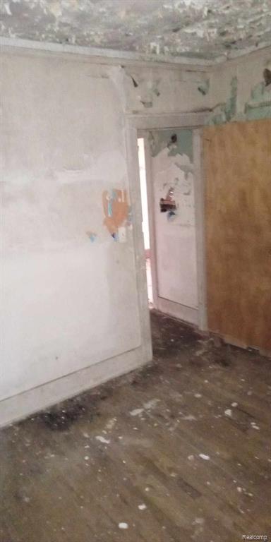 13832 PINEWOOD Street, Detroit, MI, 48205