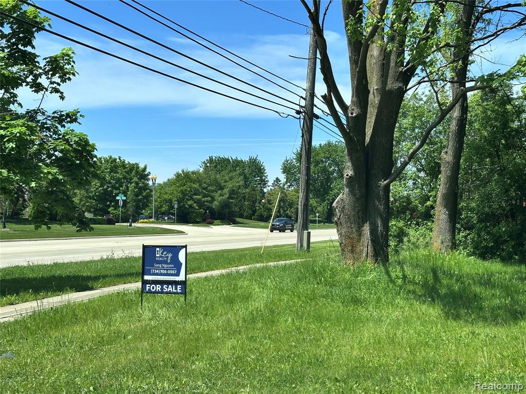 6750 N Canton Center Road, Canton, MI 48187 — Photo 4