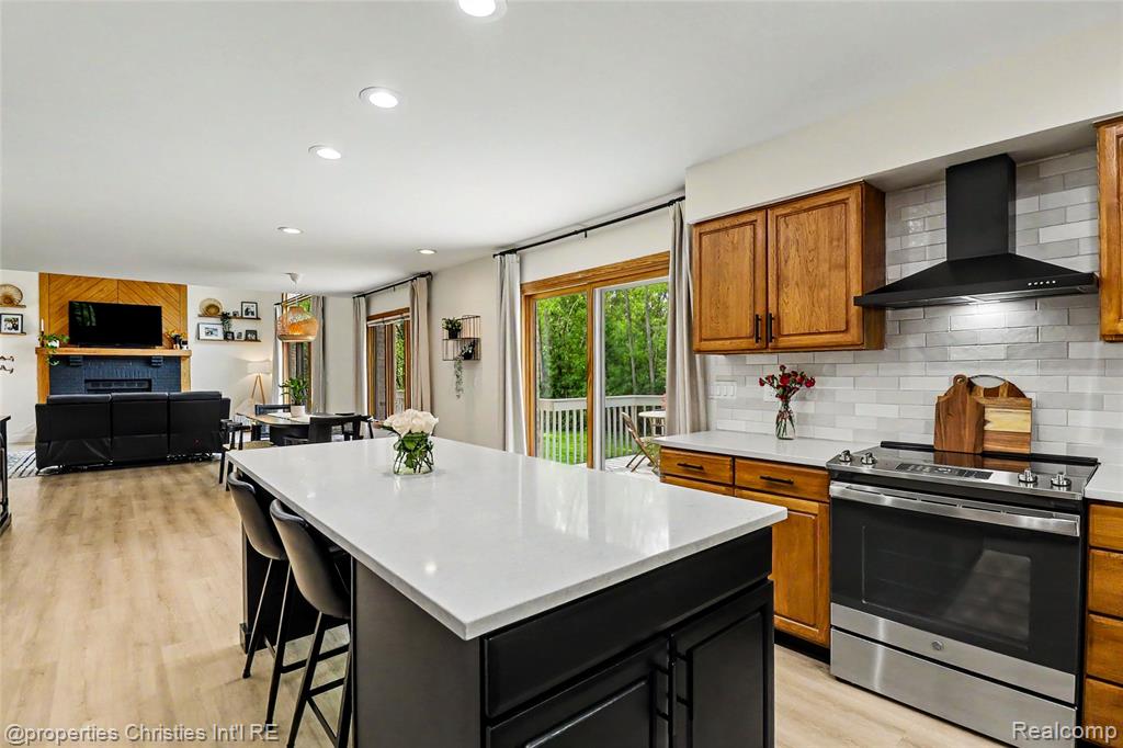 252 Granada Drive, White Lake, MI — Photo 12
