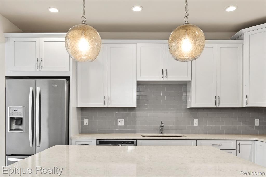 3090 N Spurway Drive, Ann Arbor, MI 48105 — Photo 7