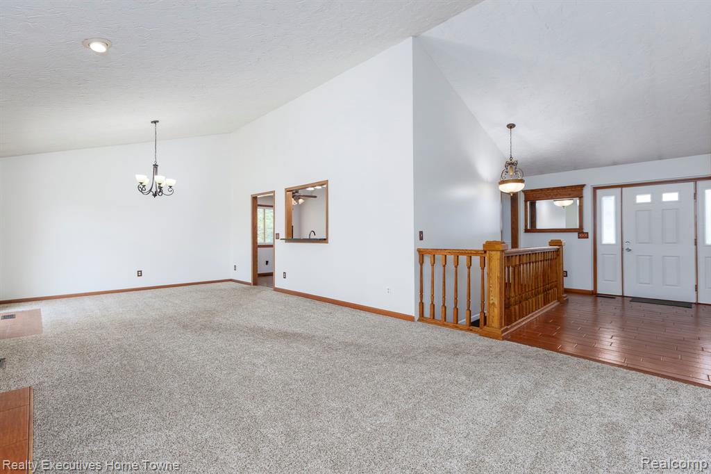 1041 Mackie Road, Almont, MI 48003 — Photo 31