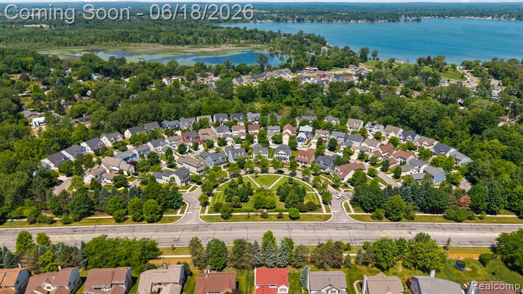 43126 Alcott Circle, Novi, MI 48377 — Photo 4