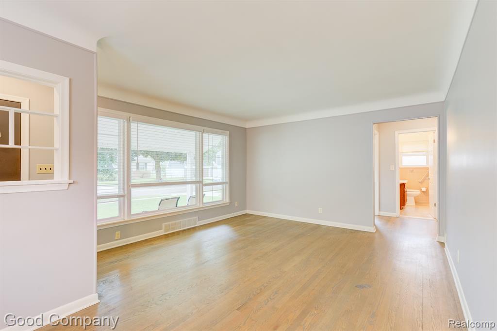 4708 Woodland Avenue, Royal Oak, MI 48073 — Photo 7