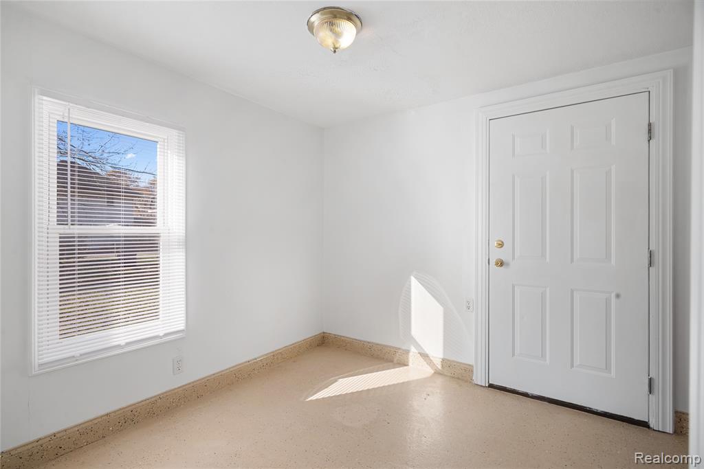 825 Smith Street, Monroe, MI 48161 — Photo 13