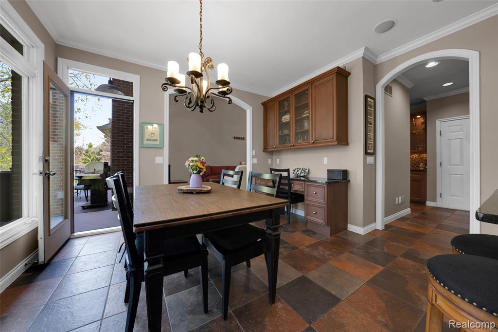 4502 Forest Edge Lane, West Bloomfield, MI 48323 — Photo 26