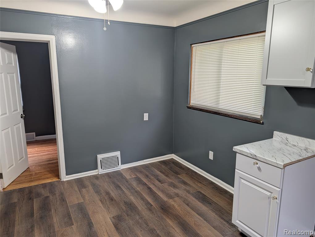 18631 Albion Street, Detroit, MI 48234 — Photo 6