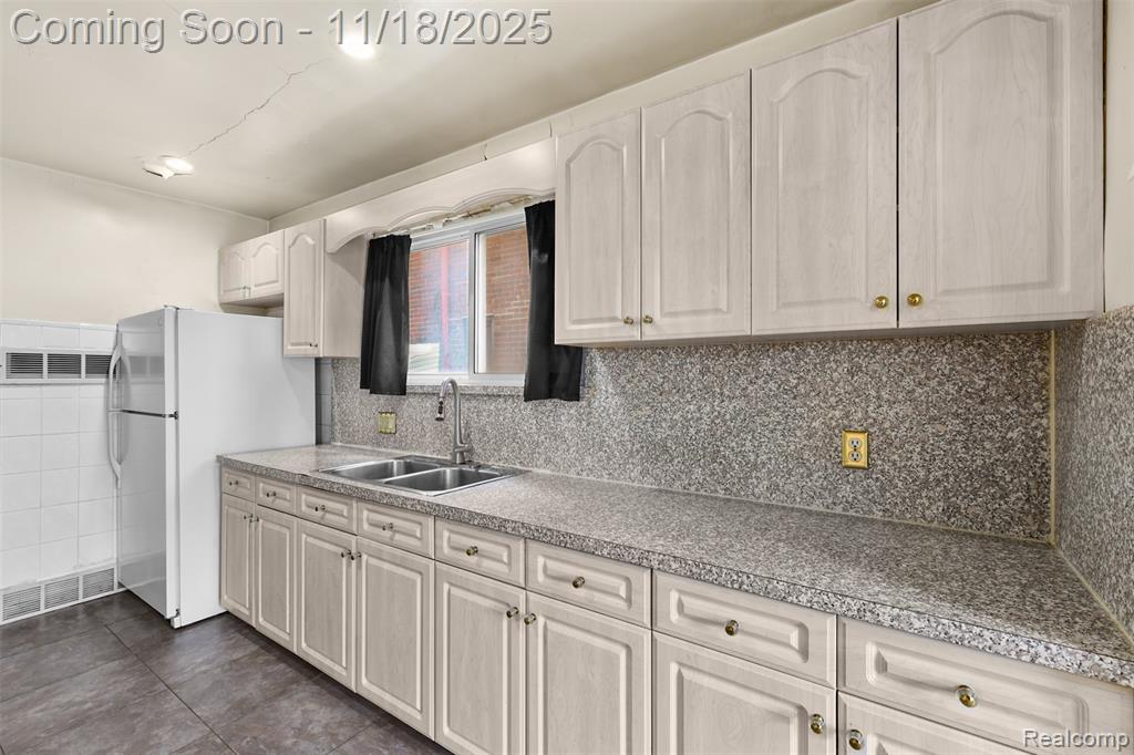 4265 Calhoun Street, Dearborn, MI 48126 — Photo 12