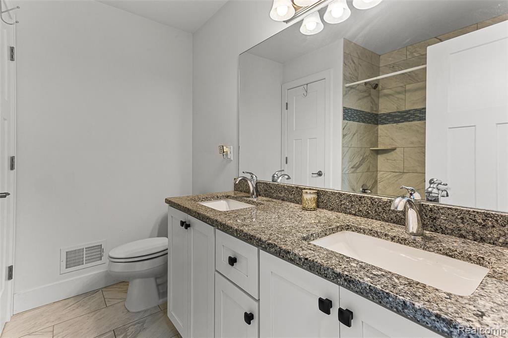 55135 Hanford Court, Shelby Twp, MI 48316 — Photo 28