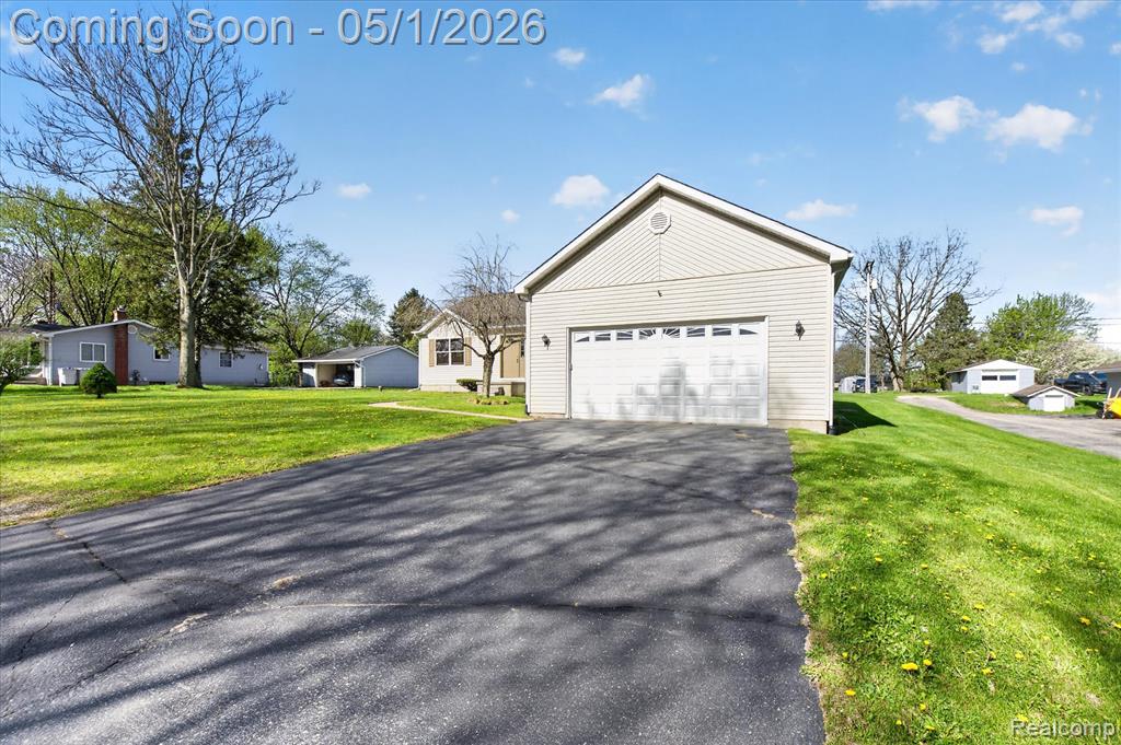 9074 Hamburg Road, Brighton, MI 48116 — Photo 4