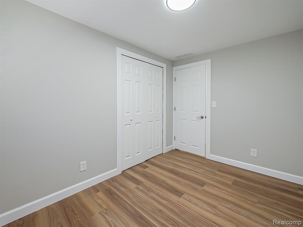 9650 Cooley Lake Road, White Lake, MI — Photo 20
