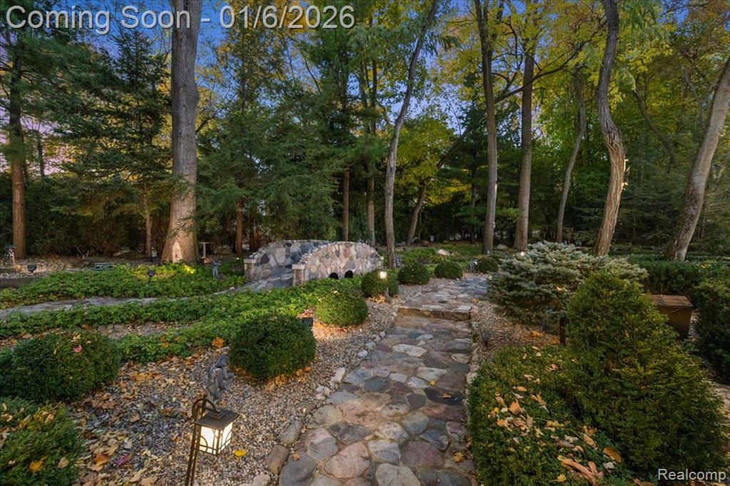 7310 Sandy Creek Lane, Bloomfield Hills, MI 48301 — Photo 69