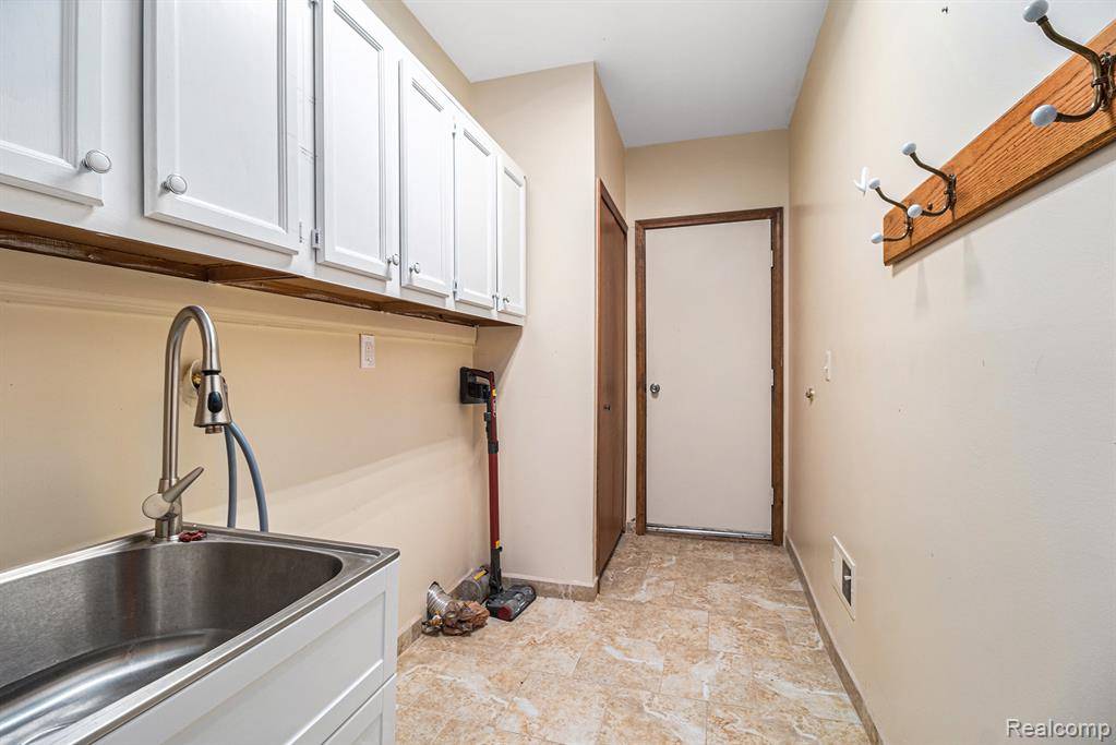 40749 Rayburn Drive, Northville, MI 48168 — Photo 19